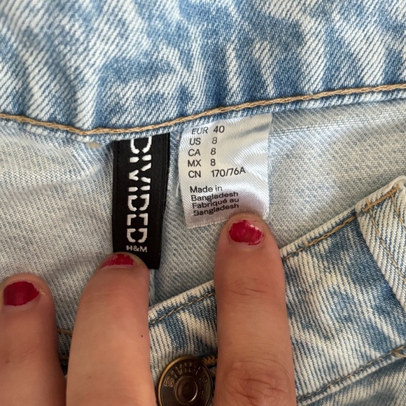 H&M Light Blue Distressed Jean Shorts - Picture 2 of 5